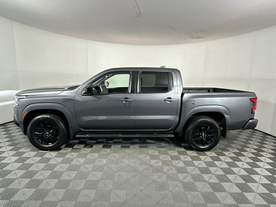 2023 Nissan Frontier SV Midnight Edition & Technology Package