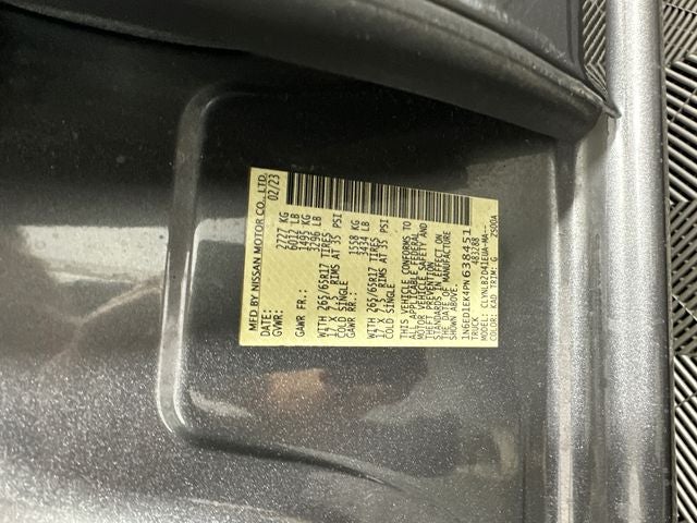 2023 Nissan Frontier SV Midnight Edition & Technology Package