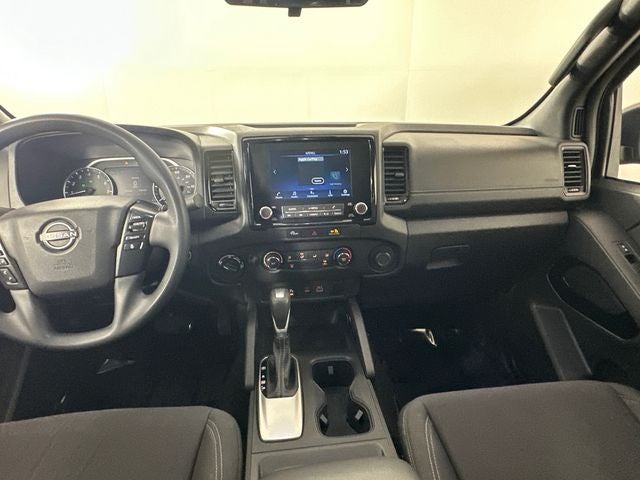 2023 Nissan Frontier SV Midnight Edition & Technology Package
