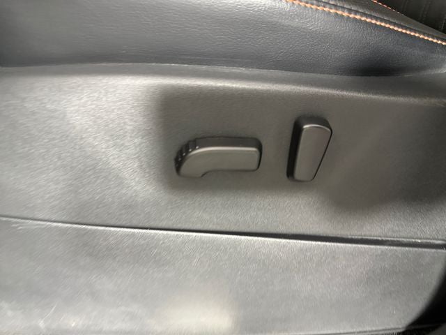 2023 Nissan Frontier PRO-4X Convenience, Premium & Technology Package