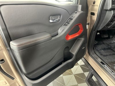 2023 Nissan Frontier PRO-4X Convenience, Premium & Technology Package