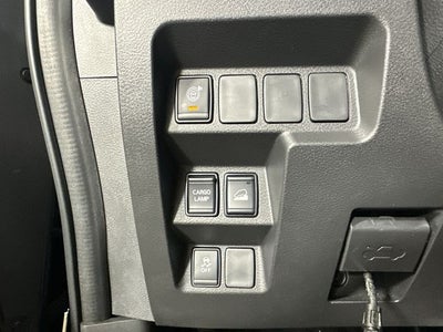 2023 Nissan Frontier SV Midnight Edition & Technology Package