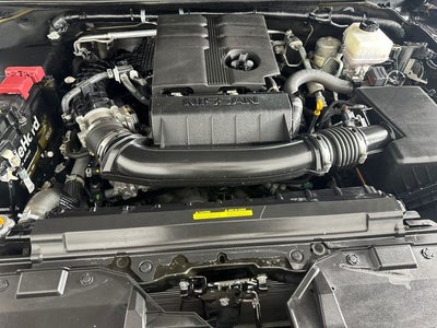 2023 Nissan Frontier SV Midnight Edition & Technology Package