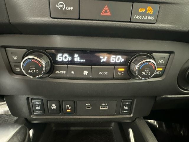 2023 Nissan Frontier SV Convenience & Technology Package