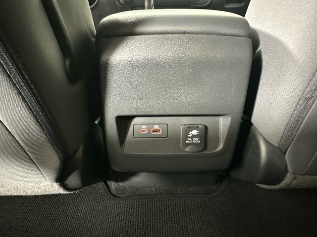 2023 Nissan Frontier SV Convenience & Technology Package