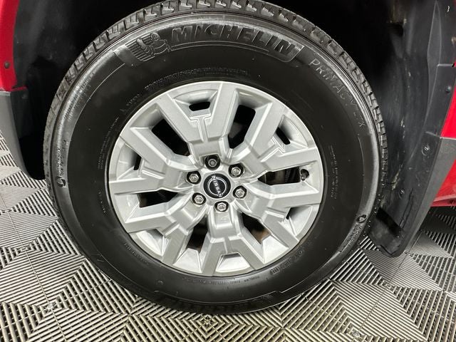 2023 Nissan Frontier SV Convenience & Technology Package