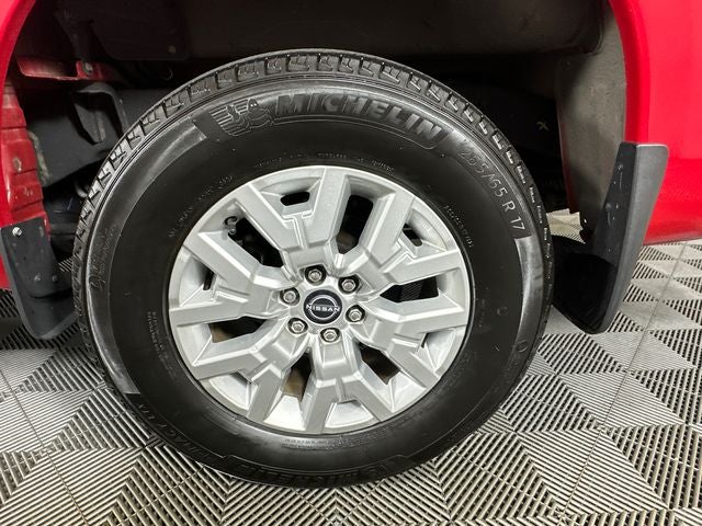 2023 Nissan Frontier SV Convenience & Technology Package