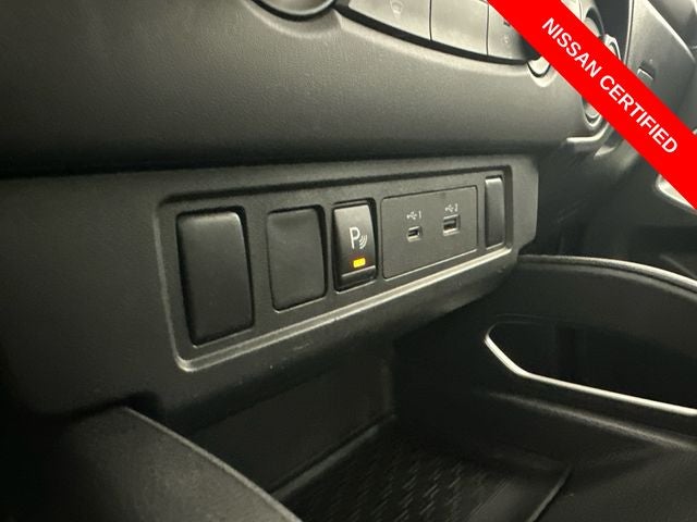 2024 Nissan Frontier SV Technology Package