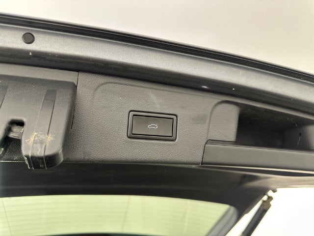 2019 Volkswagen Atlas 3.6L V6 SEL R-Line R-Line