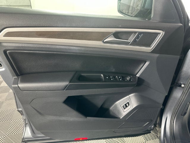 2019 Volkswagen Atlas 3.6L V6 SEL R-Line R-Line