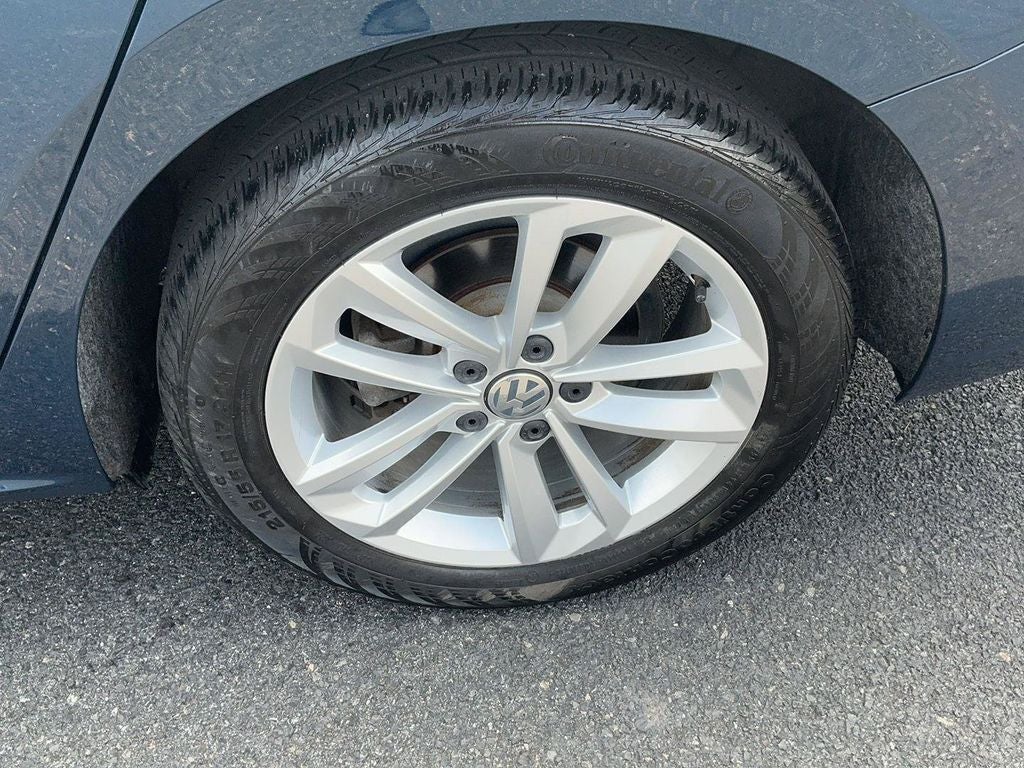 2020 Volkswagen Passat 2.0T SE