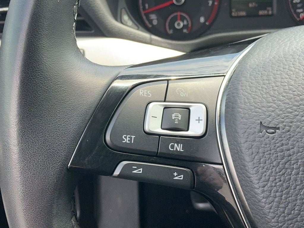 2020 Volkswagen Passat 2.0T SE