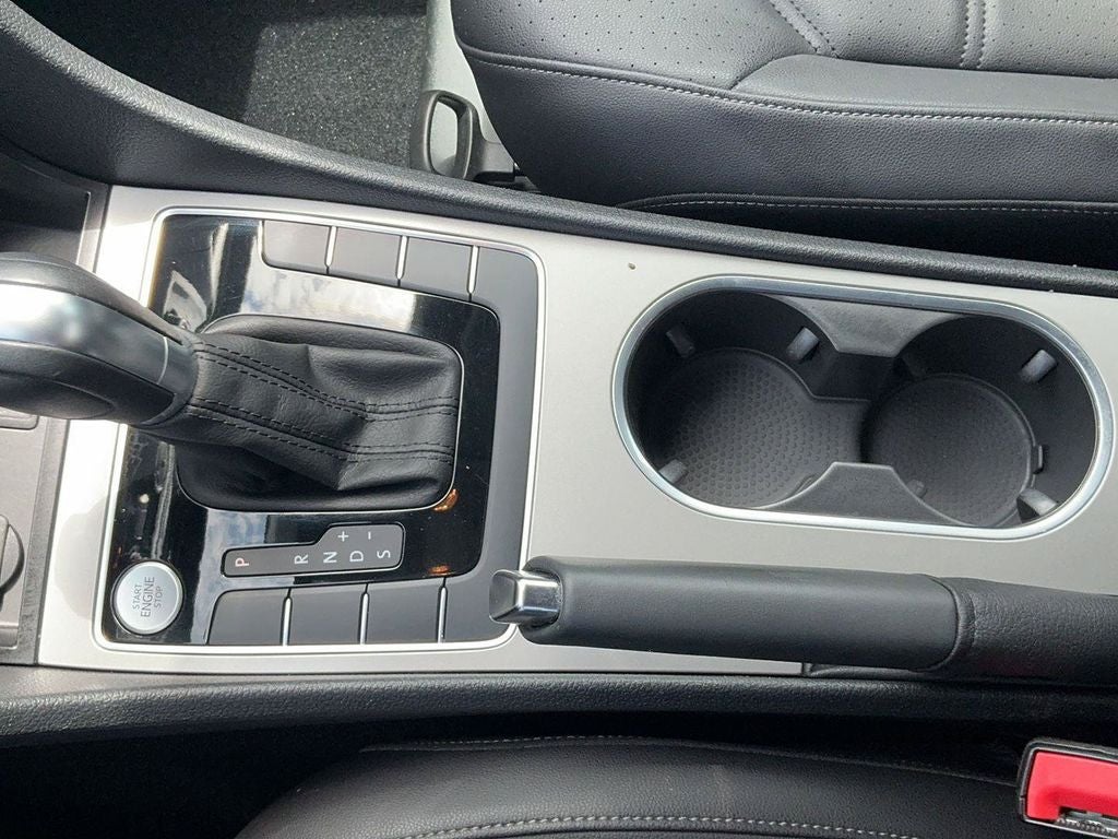 2020 Volkswagen Passat 2.0T SE