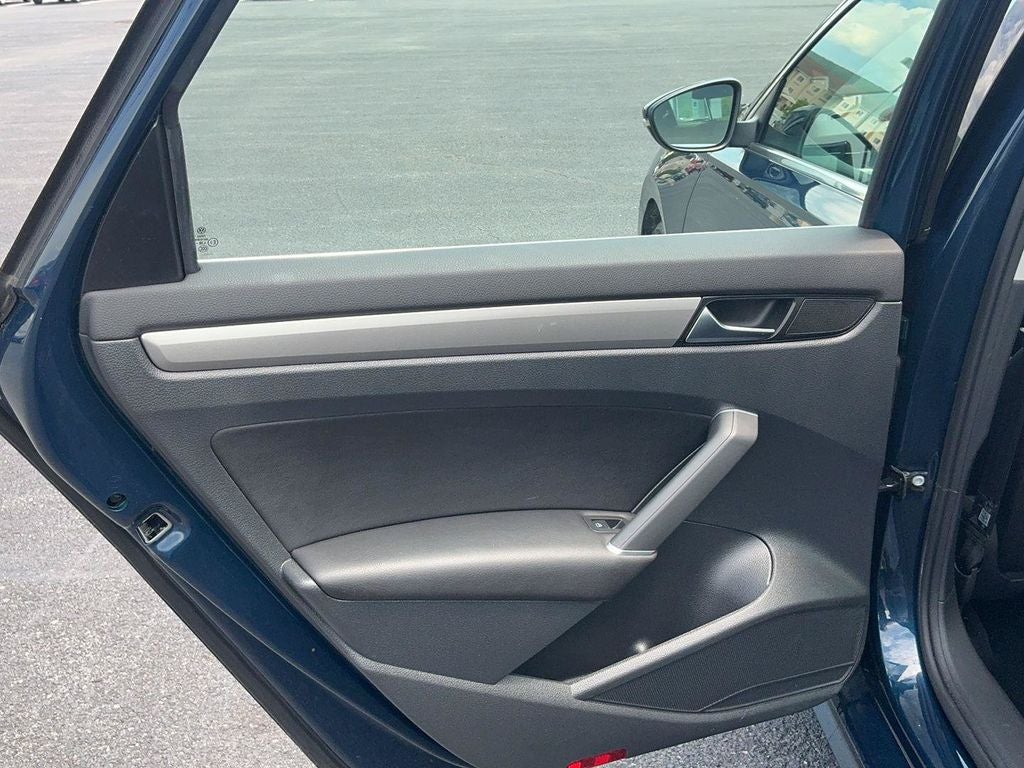 2020 Volkswagen Passat 2.0T SE