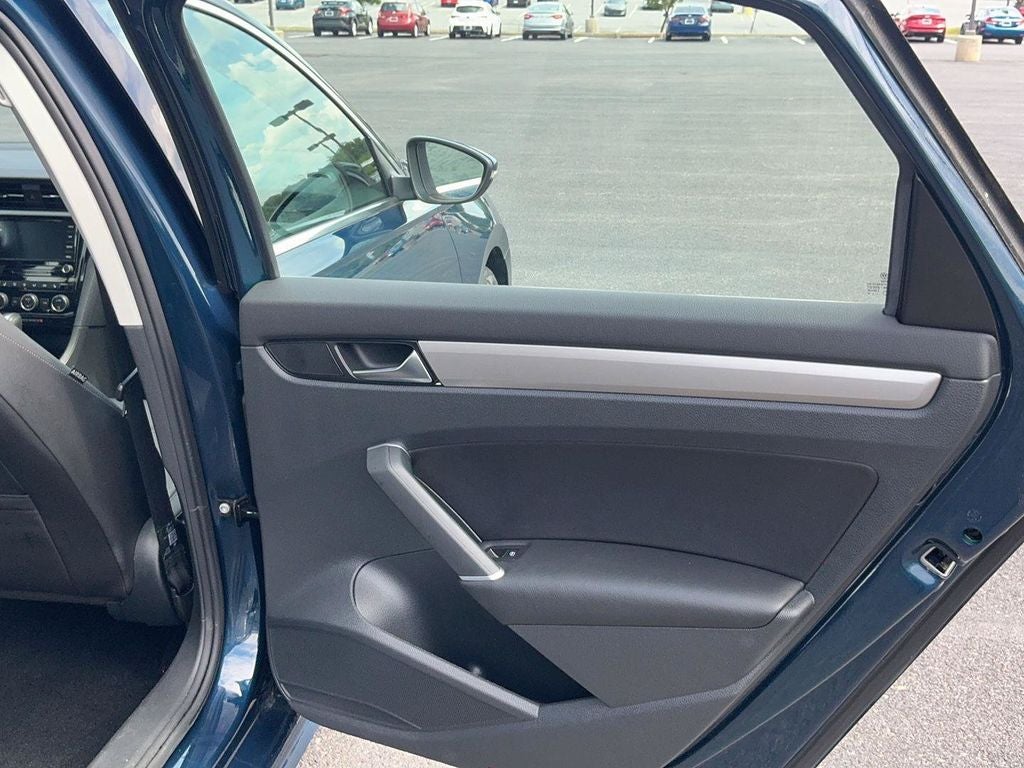 2020 Volkswagen Passat 2.0T SE