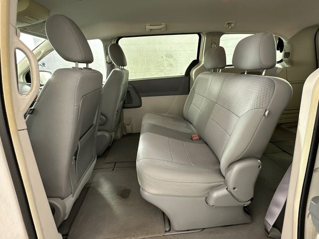 2008 Chrysler Town & Country LX