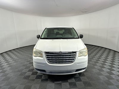 2008 Chrysler Town & Country LX