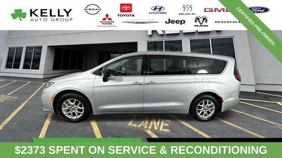 2024 Chrysler Pacifica Touring L