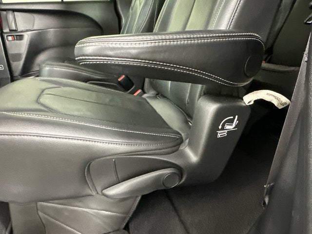 2020 Chrysler Pacifica Launch Edition