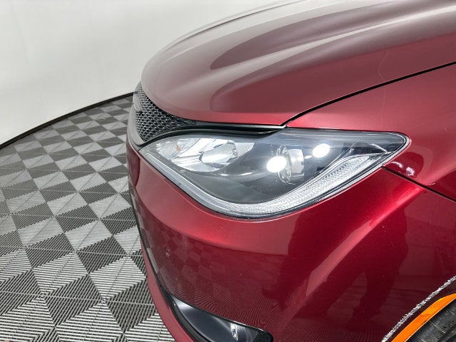 2020 Chrysler Pacifica Launch Edition