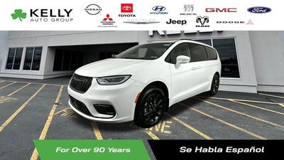 2021 Chrysler Pacifica Touring