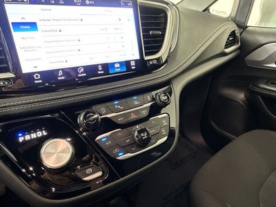 2021 Chrysler Pacifica Touring