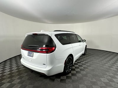 2021 Chrysler Pacifica Touring