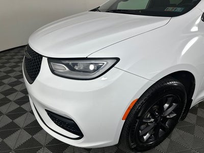 2021 Chrysler Pacifica Touring