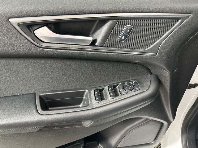 2017 Ford Edge SE
