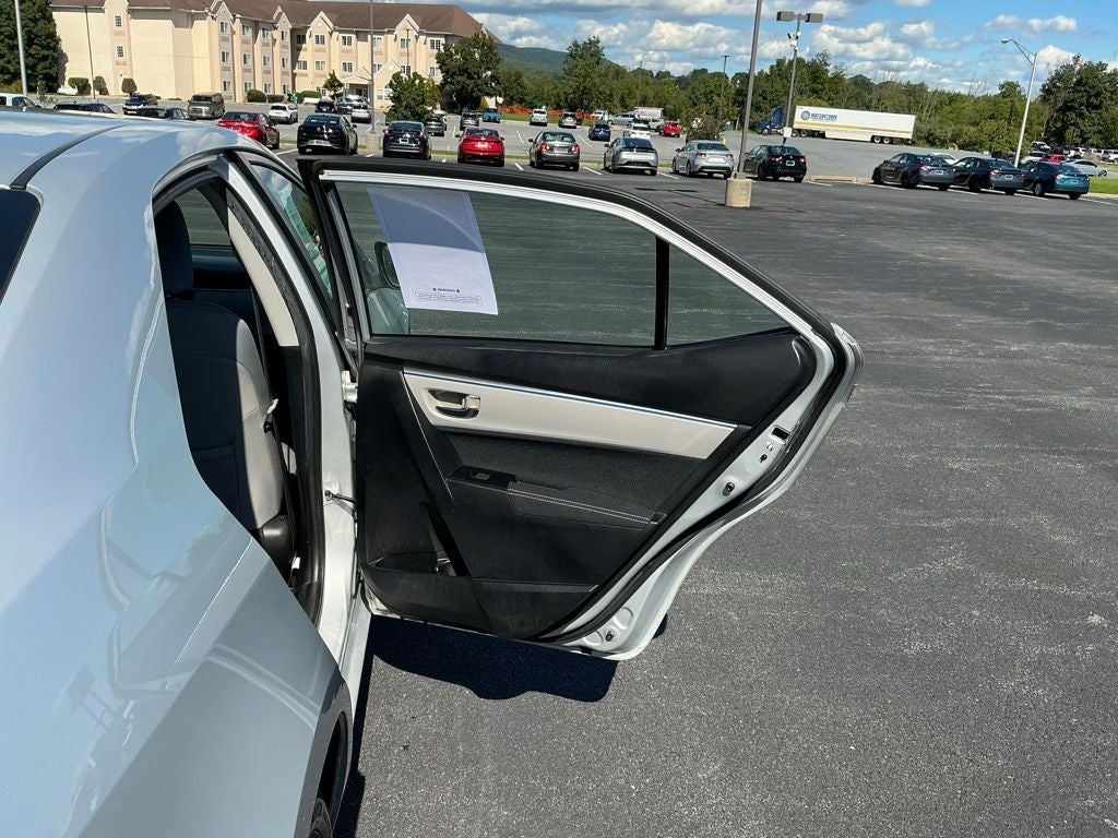 2016 Toyota Corolla LE