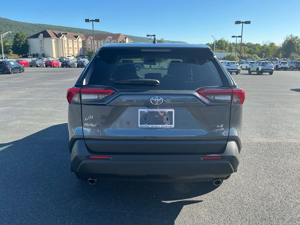 2023 Toyota RAV4 LE