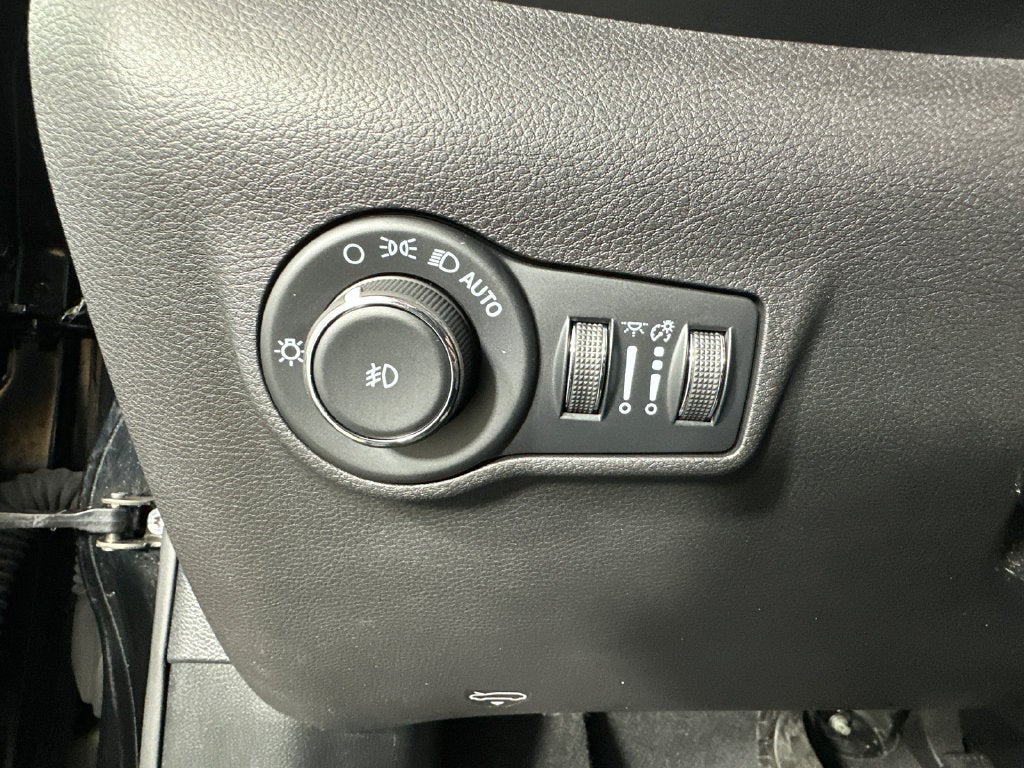2023 Jeep Compass Altitude