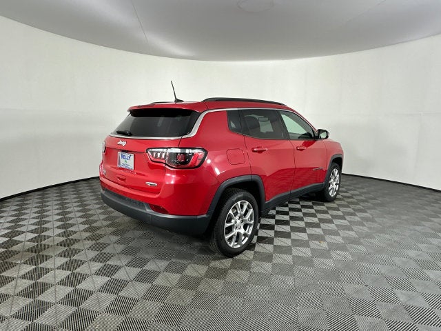 2023 Jeep Compass Latitude Lux