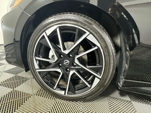 2025 Nissan Sentra SR Premium Package