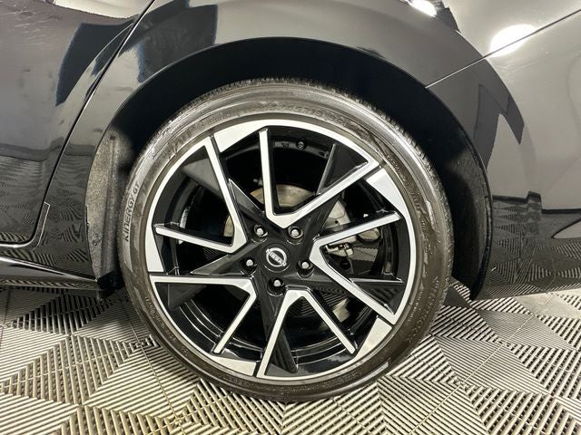 2025 Nissan Sentra SR Premium Package