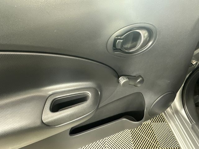 2015 Nissan Versa Note S Plus