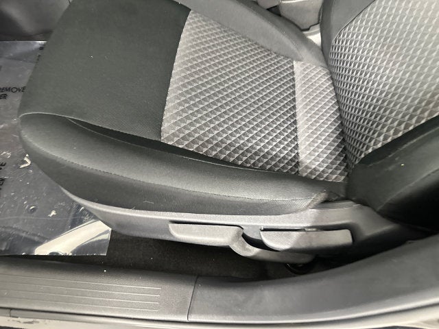 2024 Nissan Versa 1.6 S Plus Package