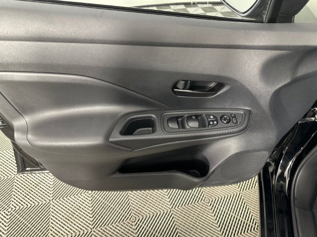 2024 Nissan Versa 1.6 S Plus Package