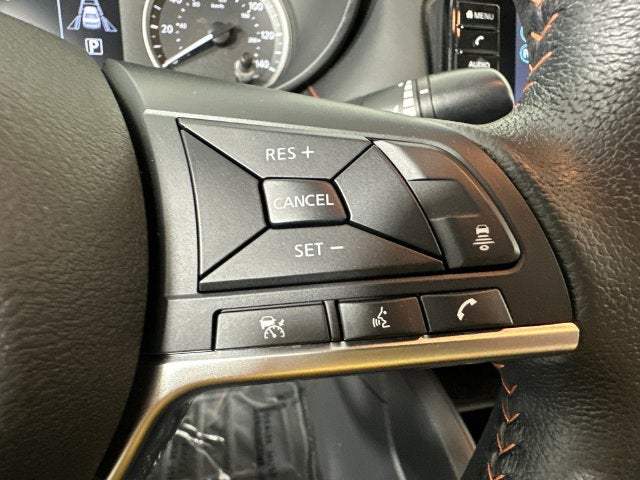 2024 Nissan Versa 1.6 SR