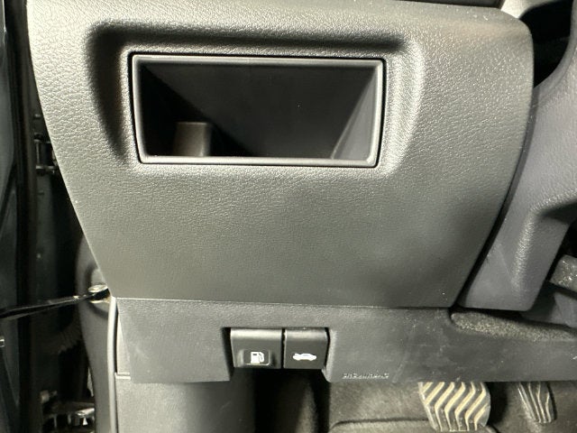 2024 Nissan Versa 1.6 SR