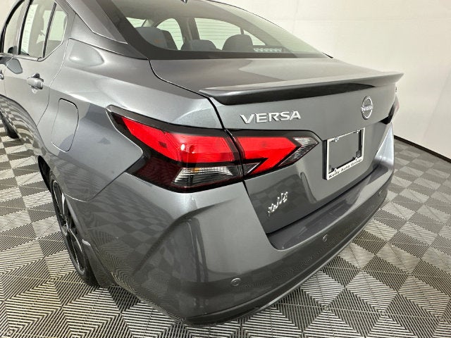 2024 Nissan Versa 1.6 SR