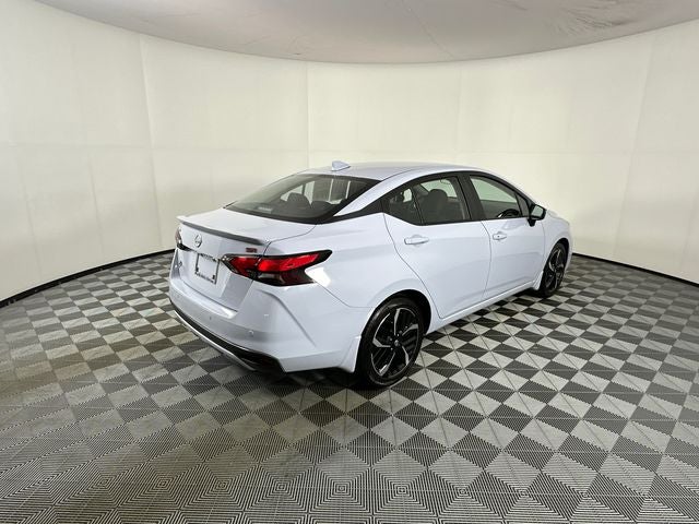 2025 Nissan Versa 1.6 SR