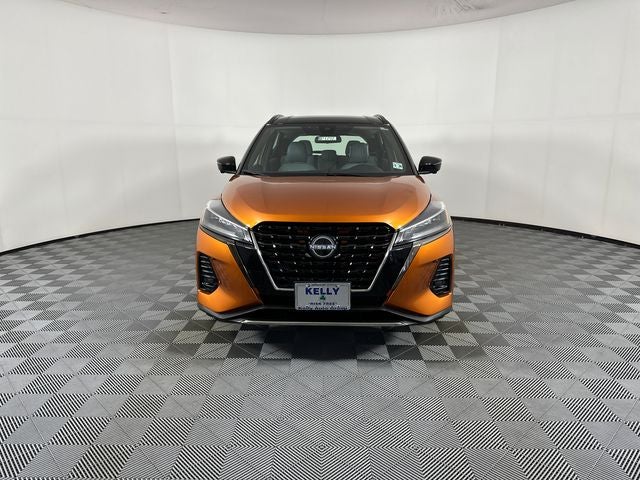 2023 Nissan Kicks SR Premium Package