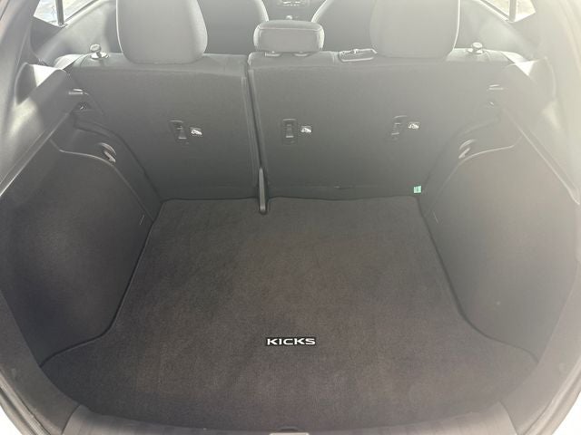 2023 Nissan Kicks SR Interior Electronics Package