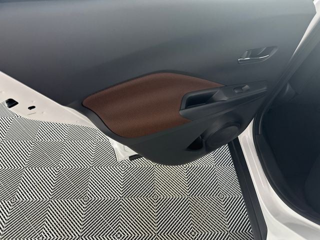 2023 Nissan Kicks SR Interior Electronics Package