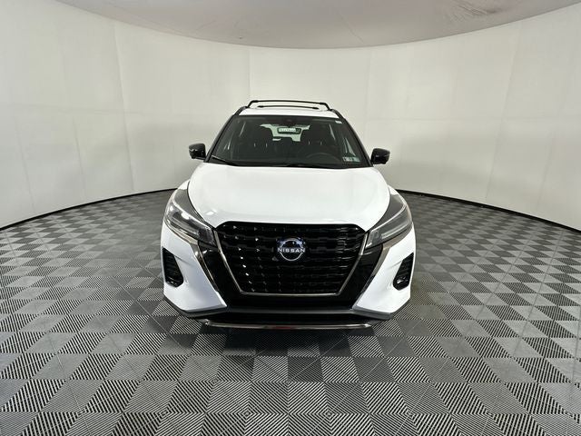 2023 Nissan Kicks SR Interior Electronics Package