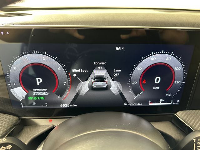 2025 Nissan Kicks SR Interior Electronics Package