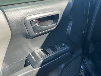 2022 Toyota Tacoma SR V6