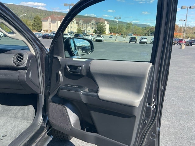 2022 Toyota Tacoma SR V6