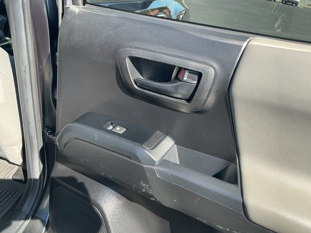 2022 Toyota Tacoma SR V6